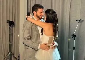 O amor está no ar: Isadora Alencar e Neto Carletto iniciam noivado