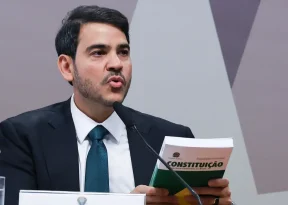 “Precisamos que o STF se mantenha aberto ao aperfeiçoamento”, diz Messias em sabatina