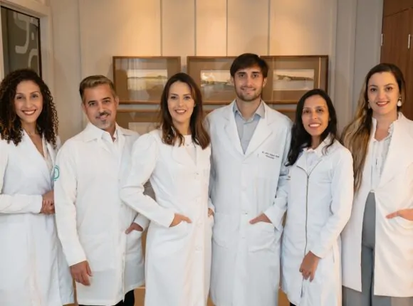 Quem cuida da Bahia: cuidado interdisciplinar se une a recursos terapêuticos no tratamento de Parkinson