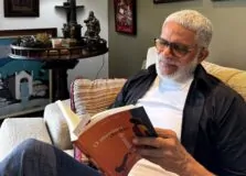 Ator baiano Urias Lima lança livro de estreia com sessão de autógrafos em Salvador