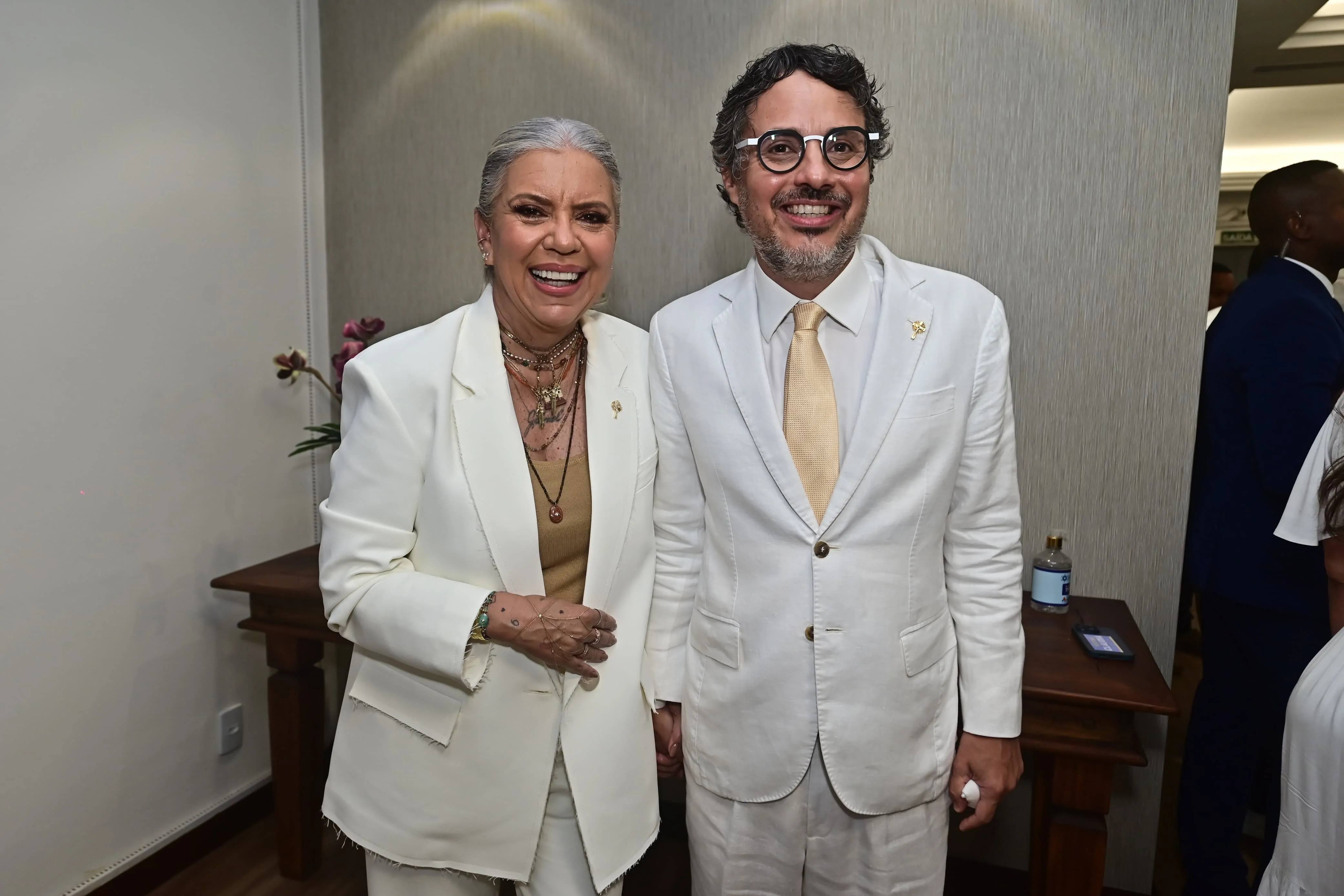 Astrid Fontenelle recebe Título de Cidadã Baiana na ALBA