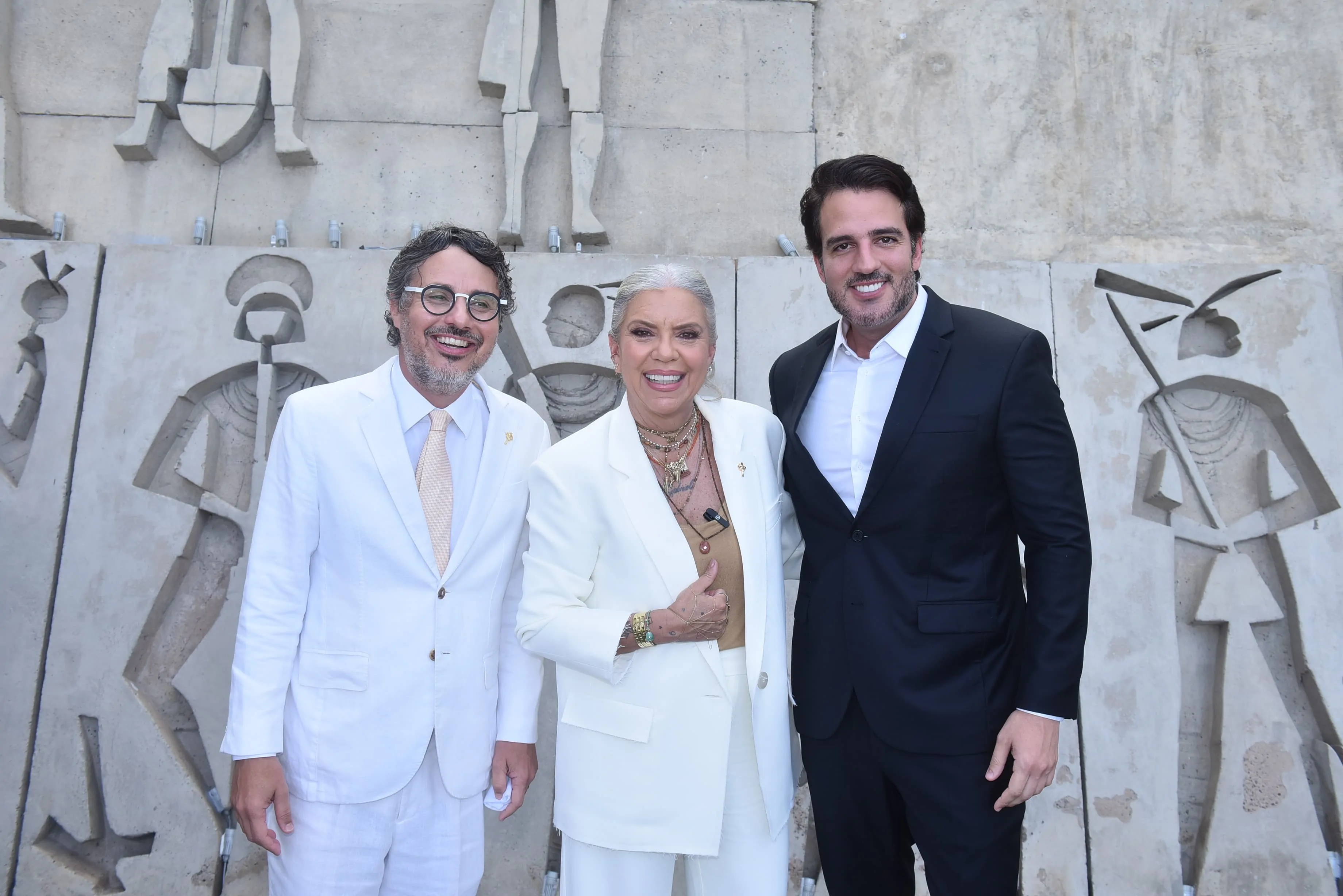Astrid Fontenelle recebe Título de Cidadã Baiana na ALBA