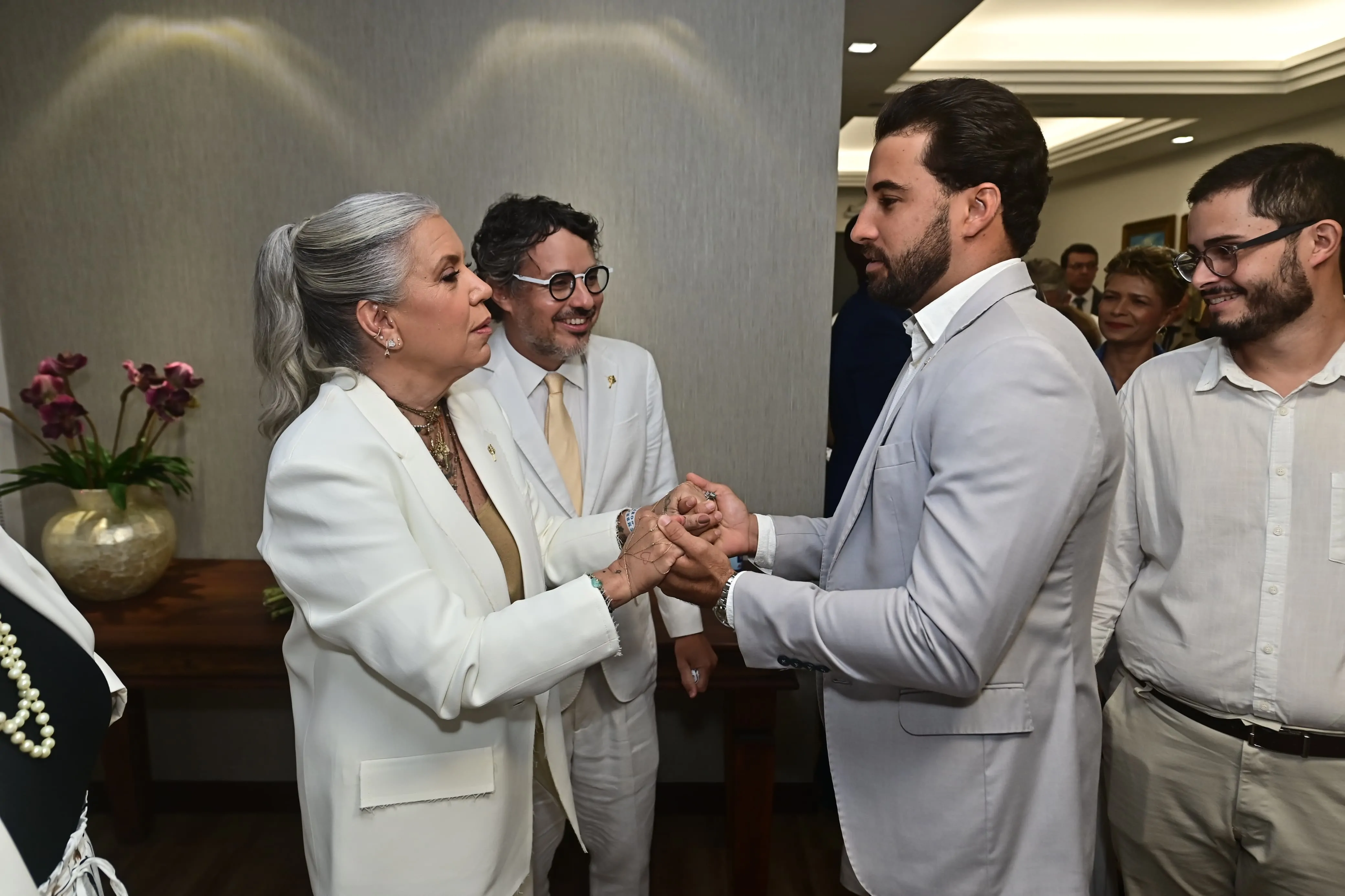 Astrid Fontenelle recebe Título de Cidadã Baiana na ALBA
