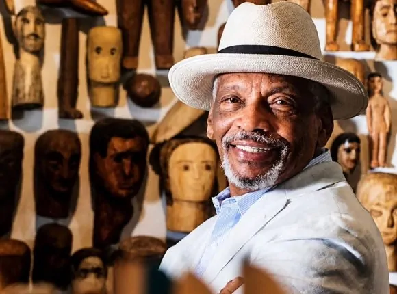Alberto Pitta reverencia legado de Emanoel Araujo em mostra inédita no Museu Afro Brasil