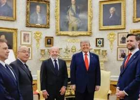 Após reunião, Trump e Lula orientam ministros a fechar uma proposta tarifária