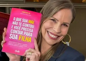 Cristina Sá busca transformar a educação sexual em diálogo, com novo livro reflexivo