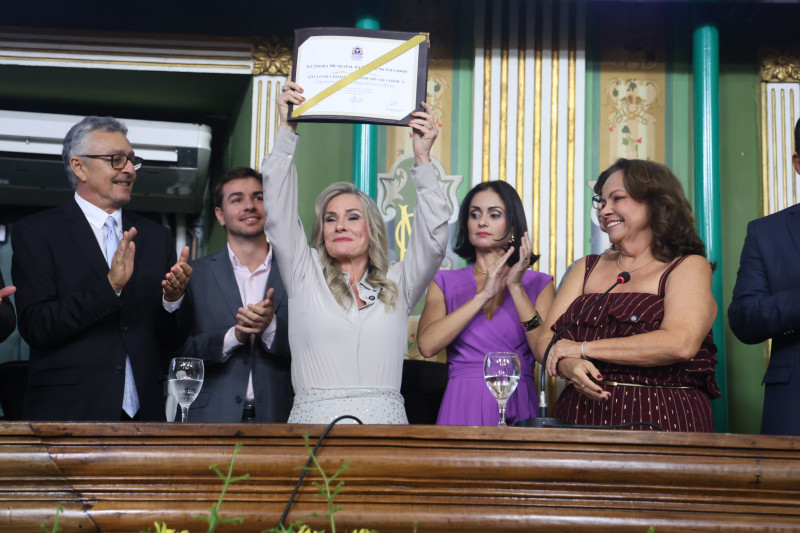 Cerimônia de entrega do Título de Cidadã Soteropolitana à Ivana Bastos