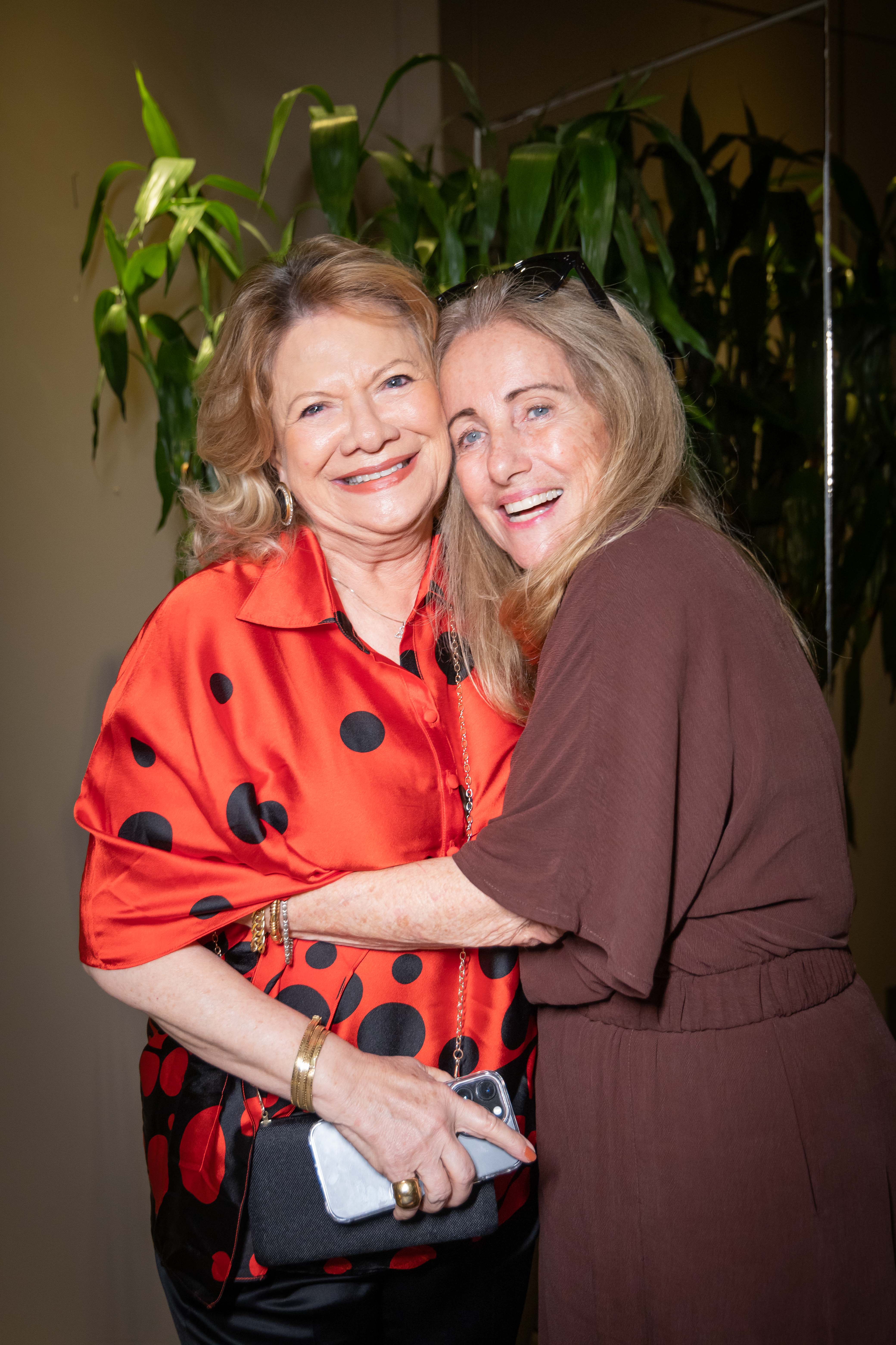 Abigail Suarez e Sinísia Coni 