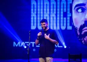 Igor Guedes, o “IgorFina”, desembarca em Salvador com show de stand-up