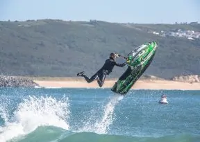 Litoral Norte da Bahia recebe pilotos internacionais para Copa do Mundo Jet Waves
