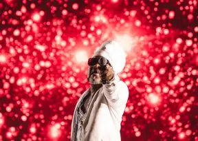 Carlinhos Brown leva percussão baiana para festival no Marrocos