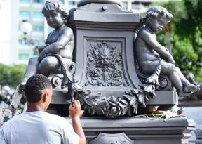 Restauração de monumentos em Salvador utiliza técnicas especiais de limpeza e proteção