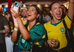 Arena Brasil Salvador reuniu convidados em aquecimento exclusivo para a Copa do Mundo