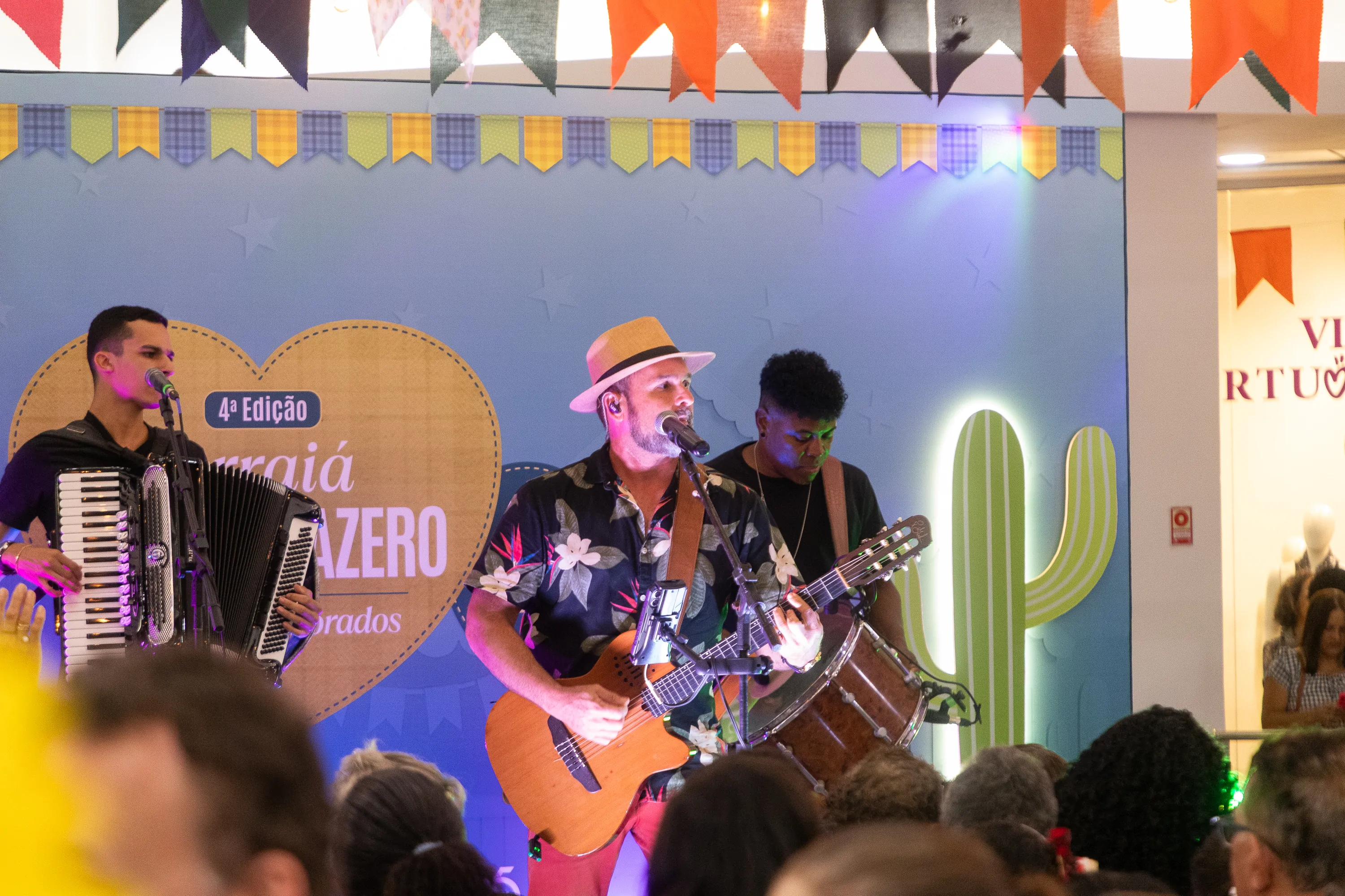 Leo Estakazero