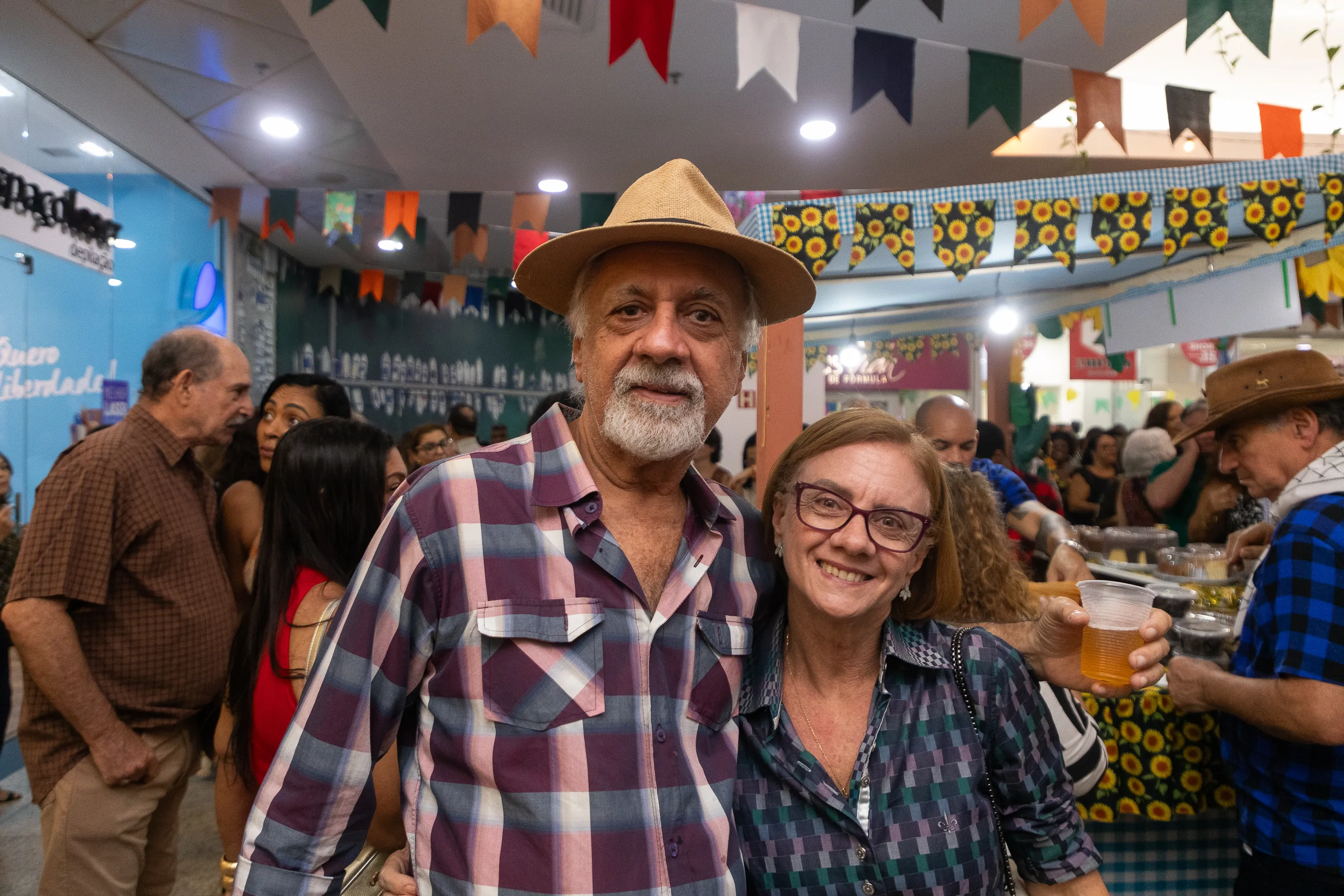 Emanuel Amorim e Denise Araújo