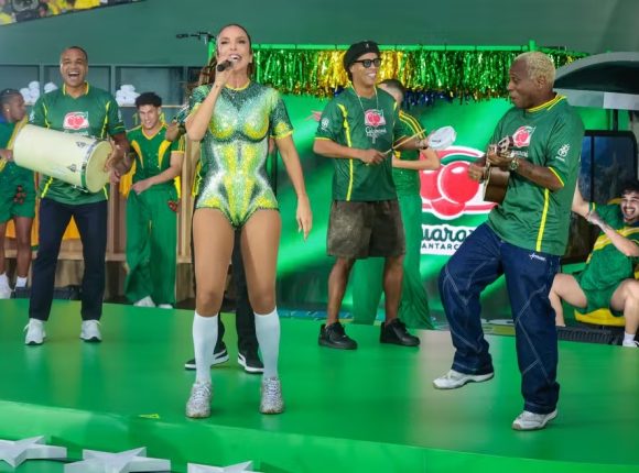 Ivete Sangalo e campeões do penta protagonizam show em amistoso da Seleção Brasileira