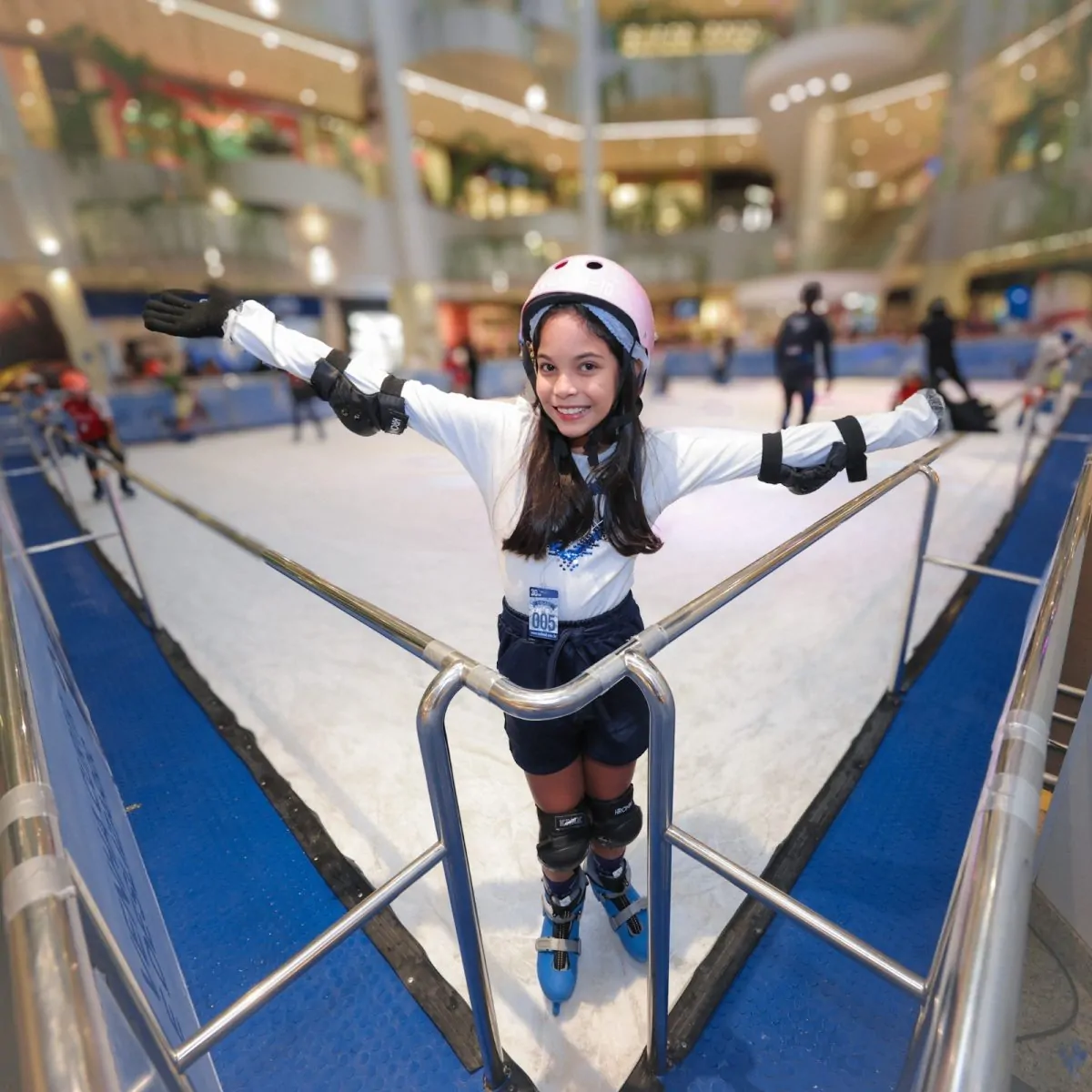 Pista de gelo no Shopping Barra