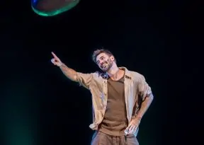 Nova temporada do espetáculo “Hétero Sigilo” ganha sessão extra em Salvador