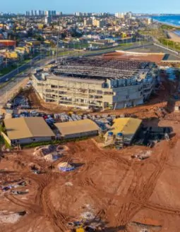 Arena Multiuso, o Balbinão, avança para etapa final de obras na orla de Salvador