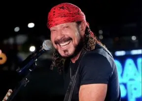 Artistas baianos comandam o agito da primeira noite do Fortal 2026