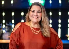 Fotos – Helaine Schindler celebra aniversário com convidados no Cien Fuegos, em Salvador