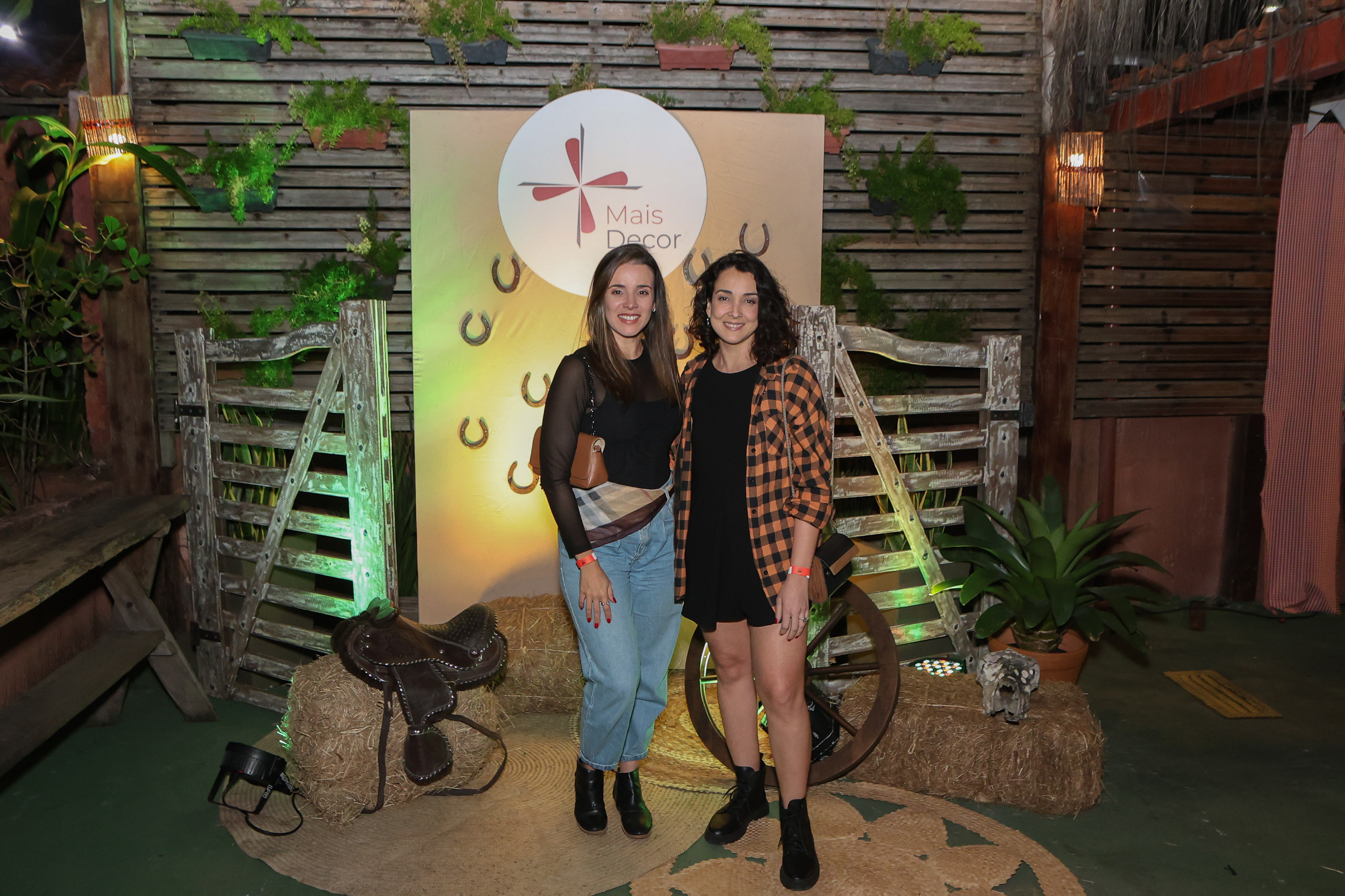 Naiata Costa e Ana Lima Mendes