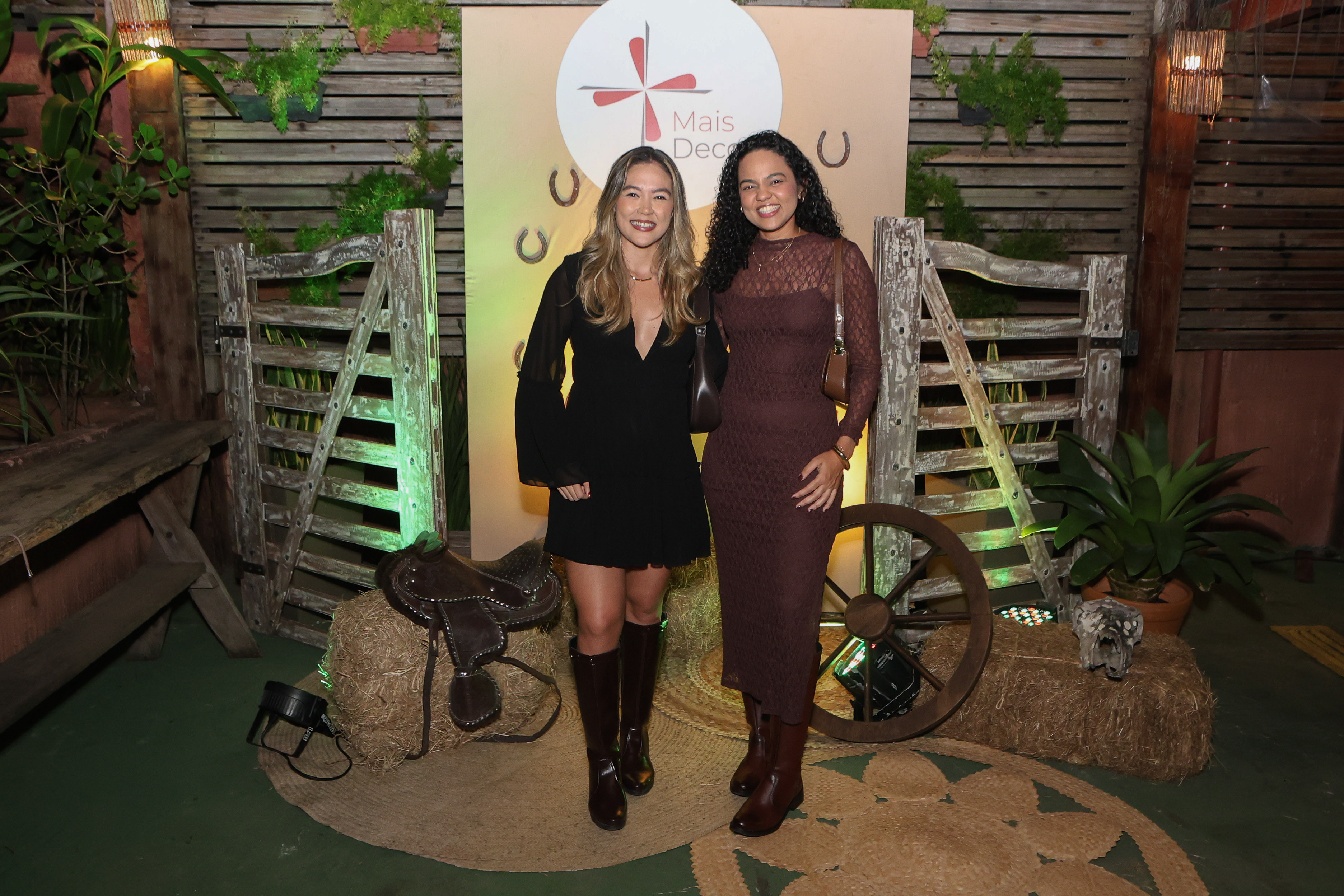 Alessandra Andrade e Amada Praga