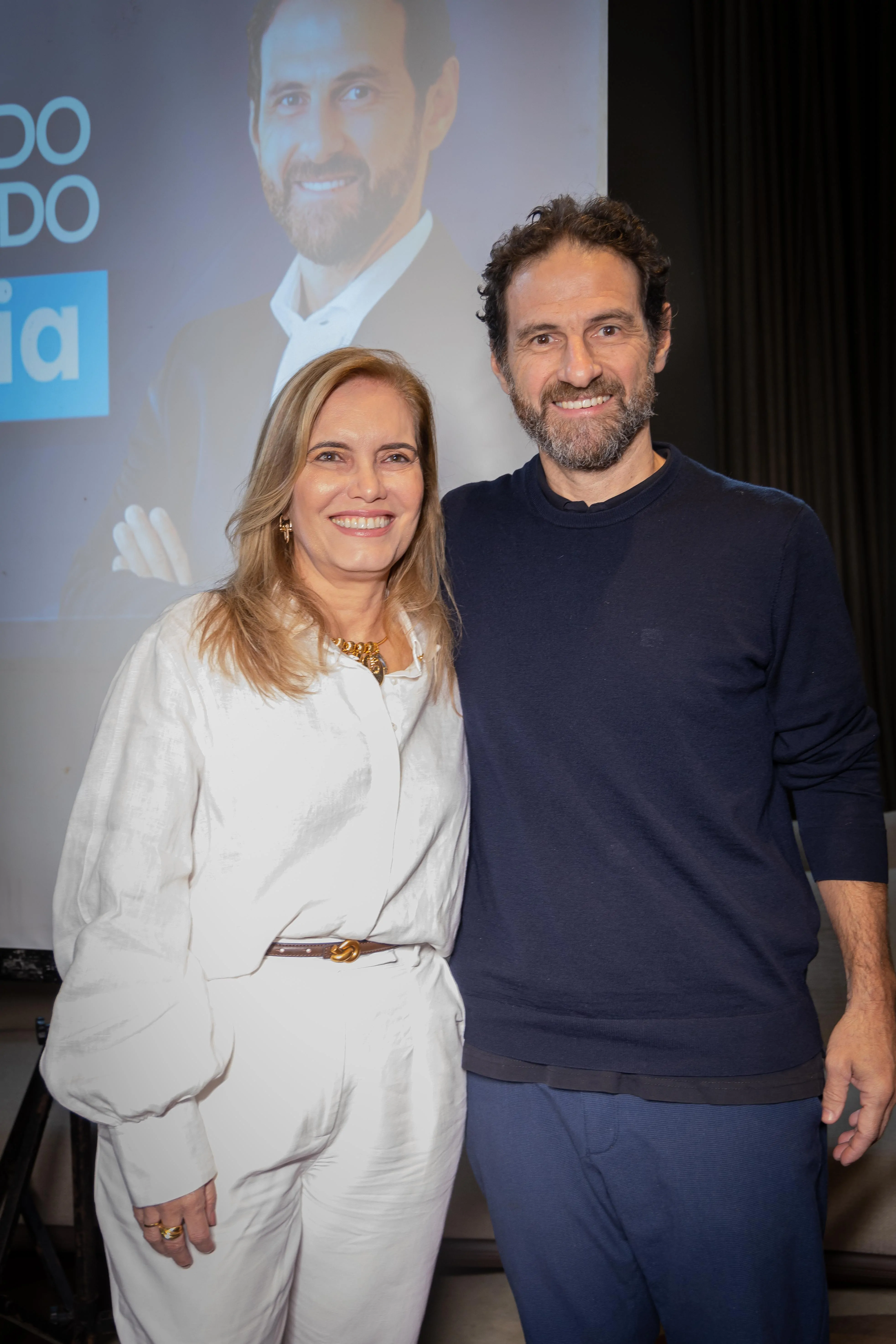 Monique Melo e Caio Megale