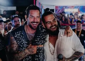 Banda Eva oficializa Biel Brito como novo vocalista em momento histórico no Fortal 2026