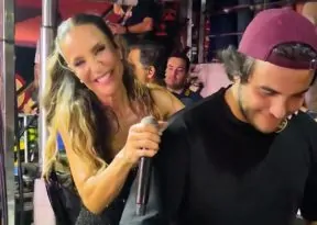 Marcelo Sangalo mostra talento na percussão e divide trio com Ivete Sangalo no Fortal