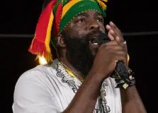 Jardel Souza grava audiovisual na Jamaica inspirado na filosofia Ubuntu