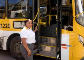 Linhas expressas serão operadas por mulheres durante a Copa do Mundo Feminina de 2027, em Salvador