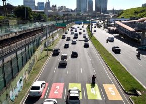 Pesquisa vai avaliar o comportamento do fluxo de trânsito na Av. Paralela, em Salvador