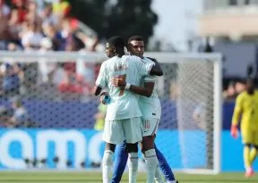 França vence Marrocos e garante primeira vaga nas semifinais da Copa do Mundo