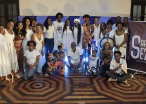 Sarau de Se7e celebra 10ª edição com encontro de linguagens artísticas em Salvador