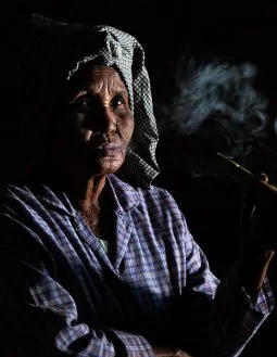 Armando CR lança livro com fotografias e histórias que revelam a essência de povos ao redor do mundo