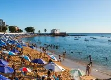Boias de delimitação serão instaladas na praia do Porto da Barra nesta terça (1º)