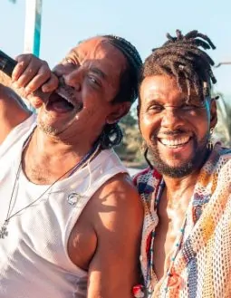 É o Tchan incorpora elementos do samba de roda em novo single “Toda Tchan”