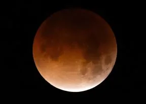 Eclipse lunar parcial terá visibilidade em grande parte do território brasileiro