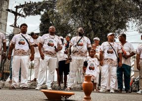 Exposição em Salvador celebra o poder do axé, a força dos Terreiros e a medicina sagrada das pipocas de Omolu