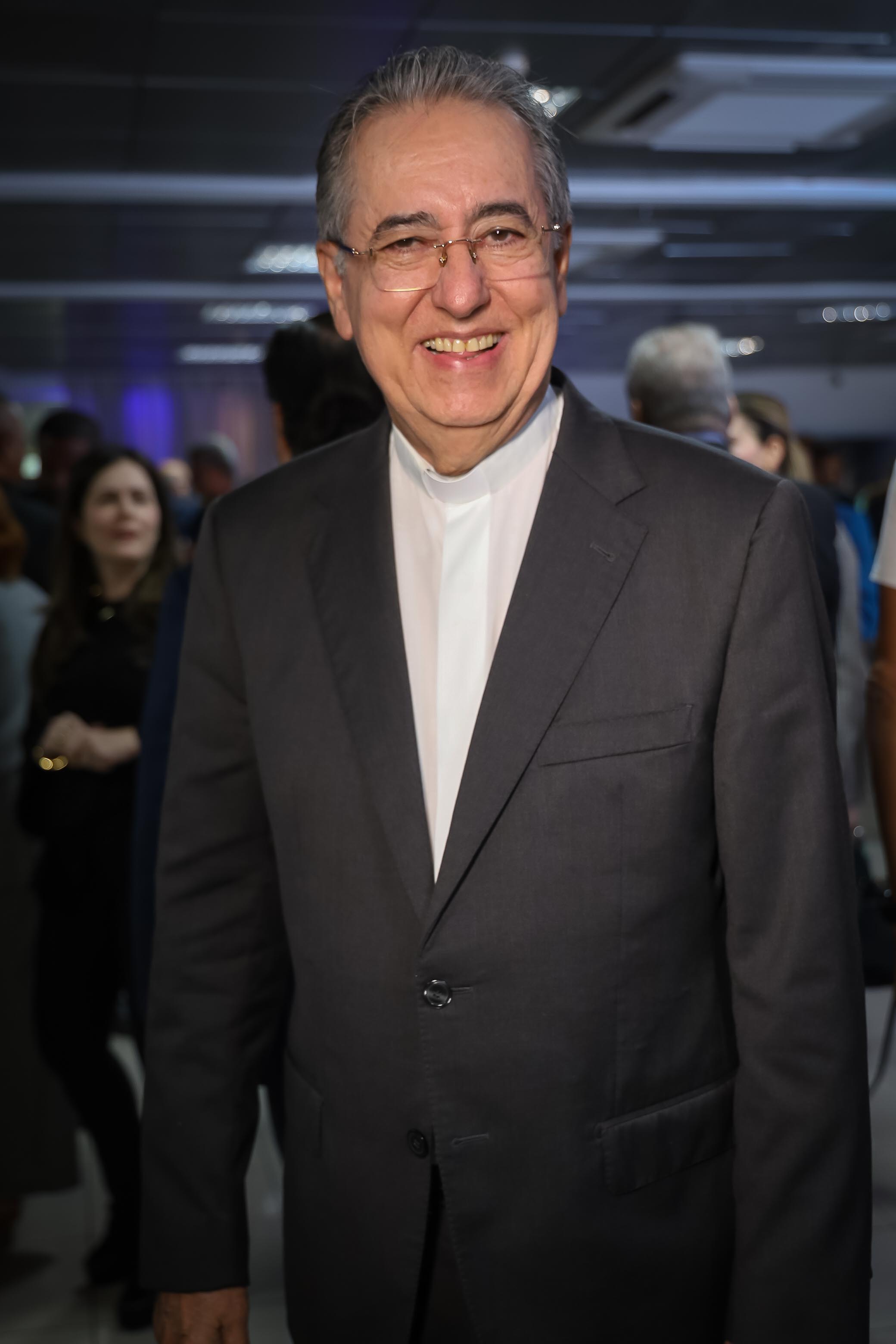 Pe Luis Simões