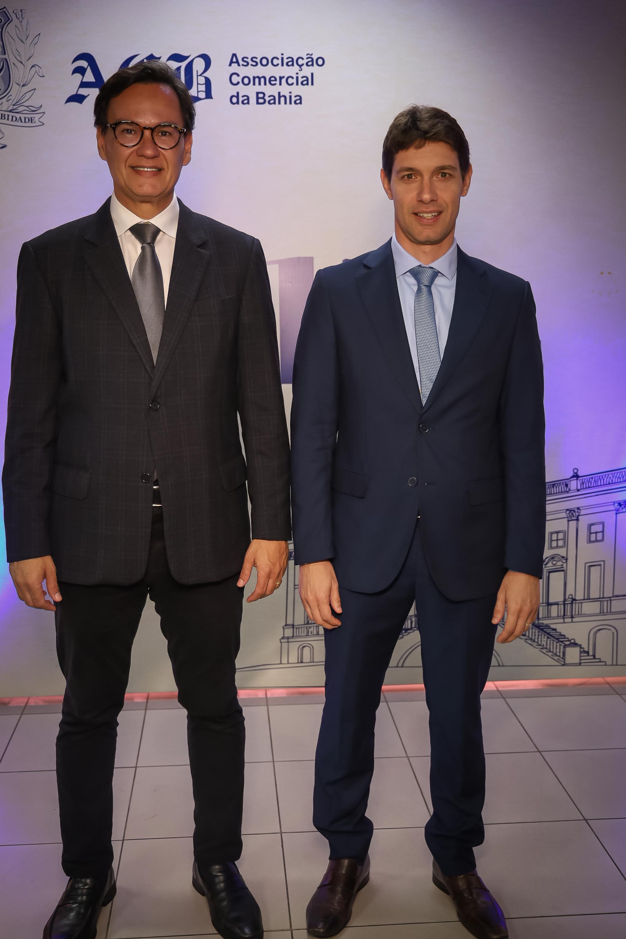 Sosthenes Macedo e Daniel Gallo
