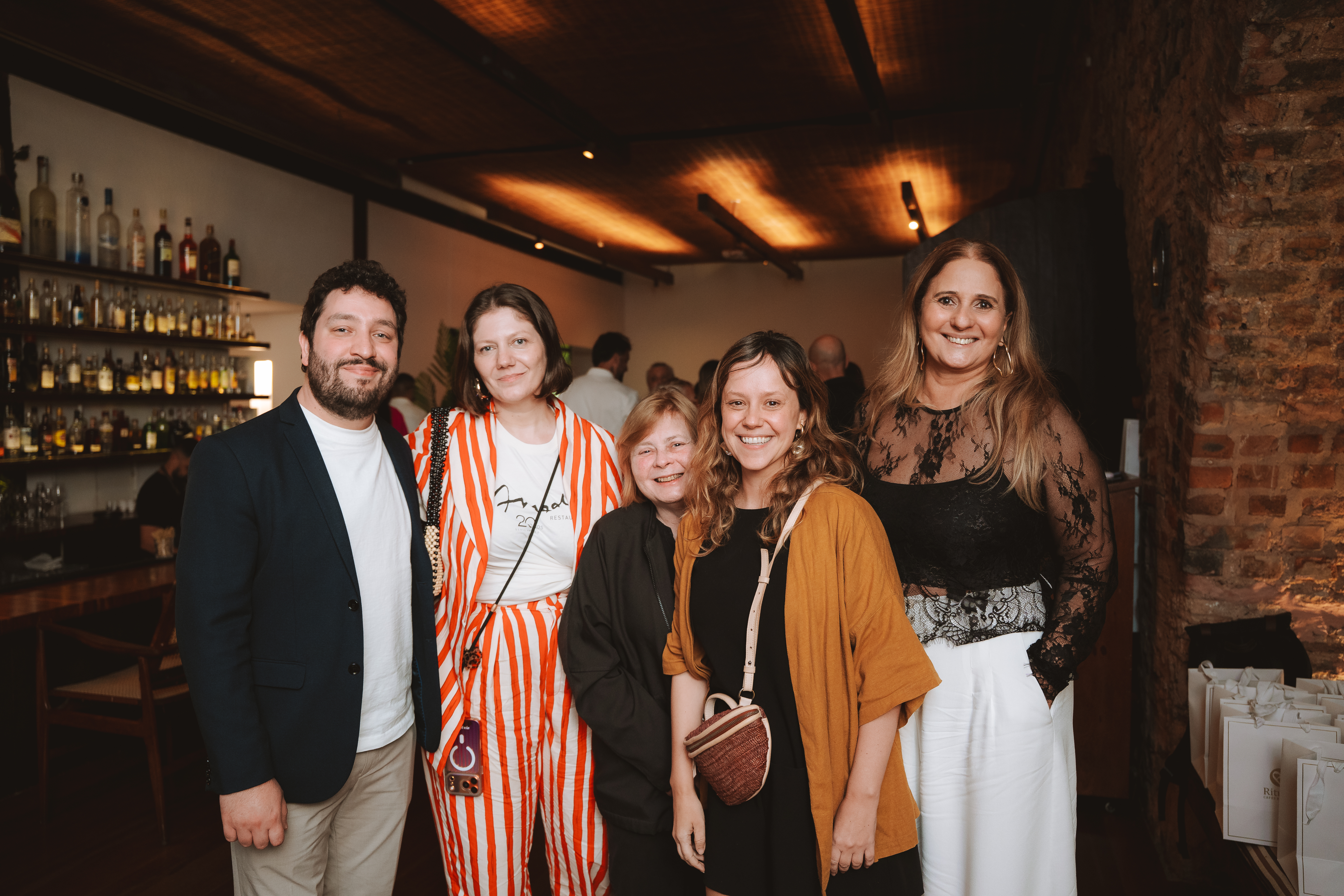 Restaurante Amado reuniu Emmanuel Bassoleil e Oscar Bosch em jantar especial