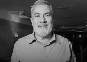 Luto! Morre Edilson Bomfim, gerente do restaurante Chez Bernard em Salvador