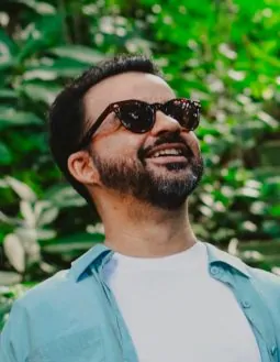 Marcelo Galter lança novo álbum que deságua na inovação e nos processos musicais de Dorival Caymmi