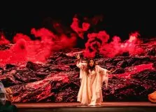 Regina Casé desembarca com o espetáculo “VIVA! VIDA!” em Salvador