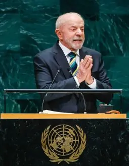 “A capacidade da ONU de proteger os mais vulneráveis nunca foi tão pequena”, afirma Lula durante Assembleia Geral
