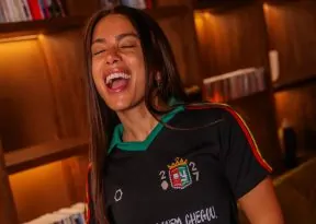 Anitta é confirmada como nova rainha de bateria da Grande Rio para o Carnaval 2027