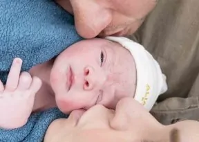 Baby Boom! Nasce Miguel, filho de Rafa Cal e Fernanda Lins, em Salvador