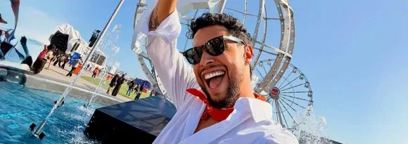 Dinho Jr. estreia no Rock in Rio com entrevistas e encontros na Cidade do Rock